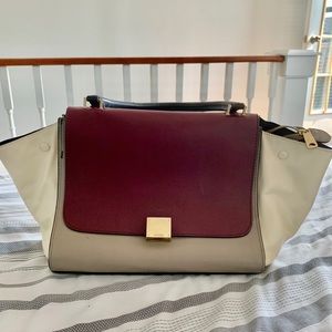 Celine Trapeze